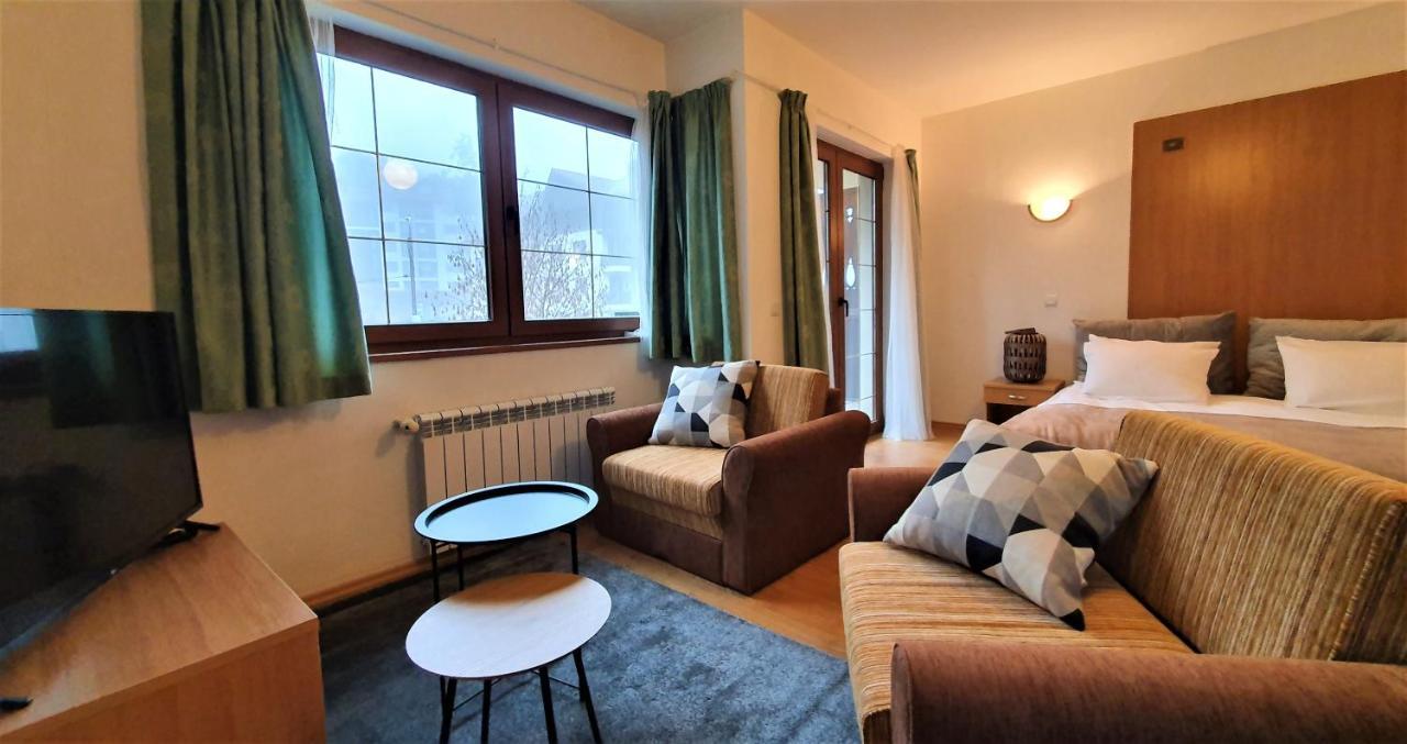 Kokiche Private Apartments 보로베츠 외부 사진